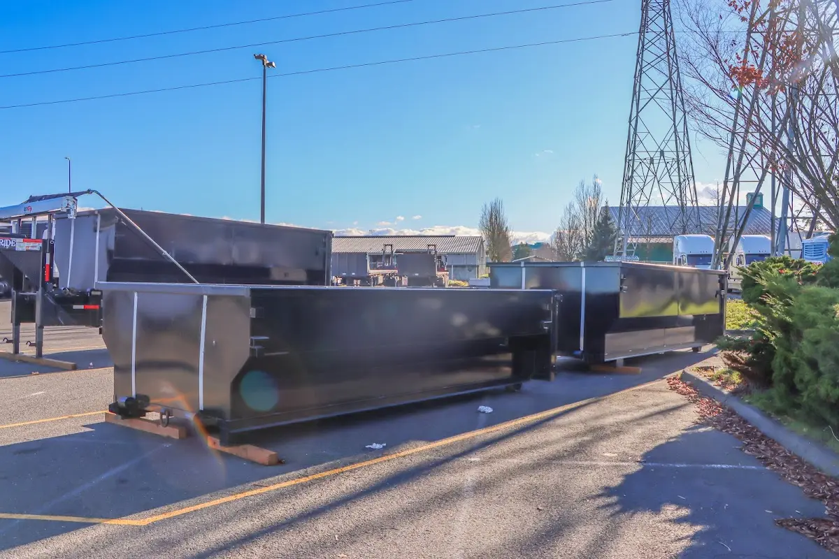 Professional dumpster rental and junk removal service in Fort Myers